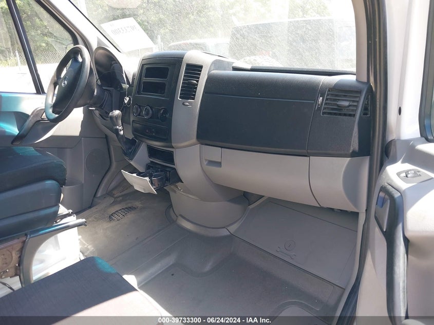 2014 Mercedes-Benz Sprinter 2500 High Roof VIN: WD3PE8DE6E5826876 Lot: 39733300