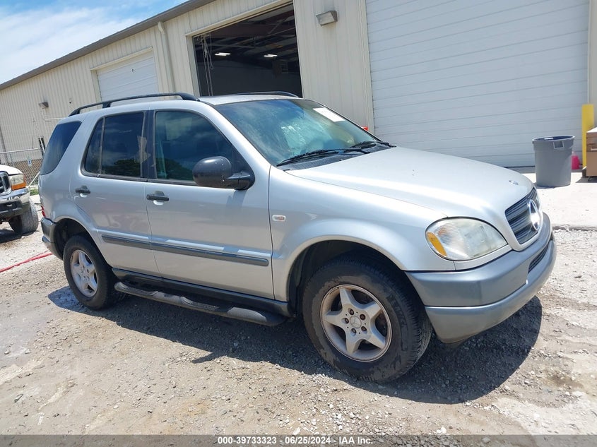 1999 Mercedes-Benz Ml 320 VIN: 4JGAB54E4XA068612 Lot: 39733323
