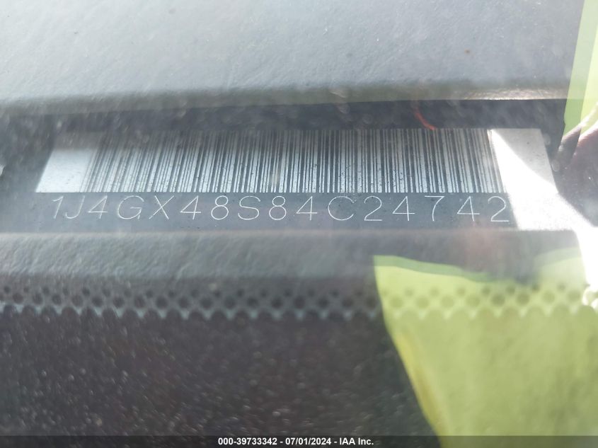 2004 Jeep Grand Cherokee Laredo VIN: 1J4GX48S84C247420 Lot: 39733342