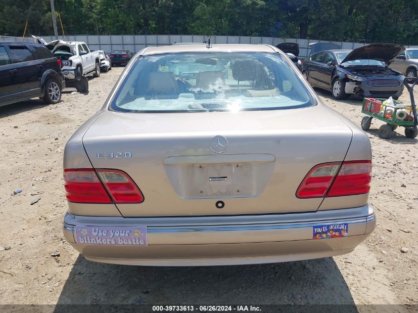 2001 Mercedes-Benz E 320 VIN: WDBJF65J61B346923 Lot: 39733613