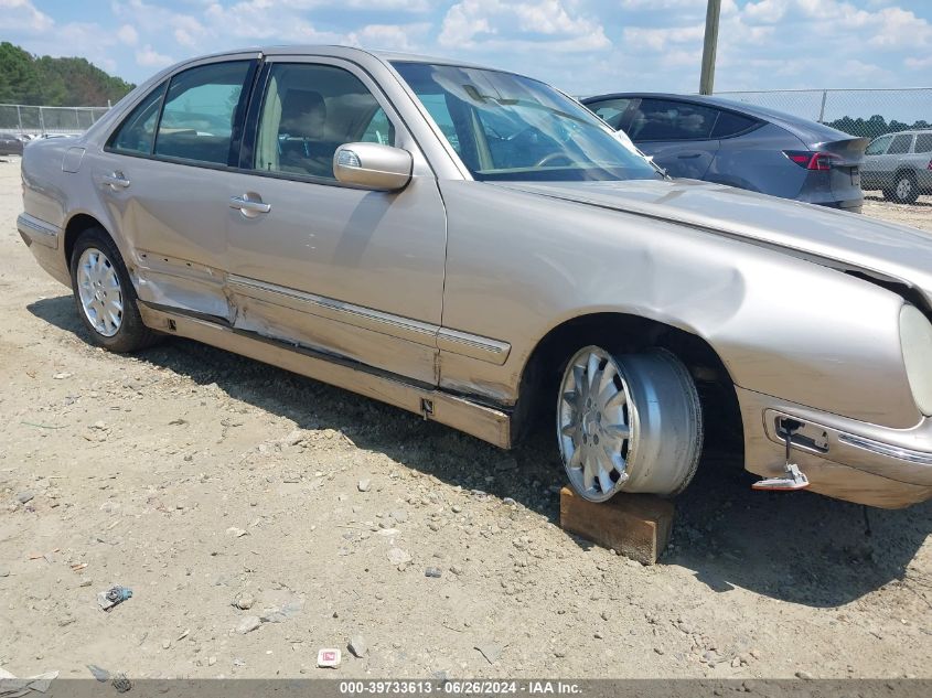 2001 Mercedes-Benz E 320 VIN: WDBJF65J61B346923 Lot: 39733613