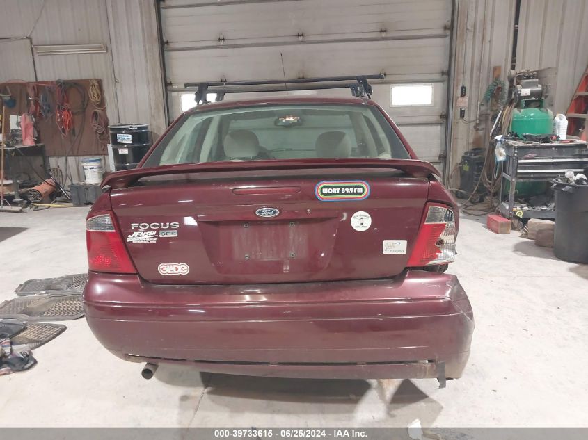 2007 Ford Focus Zx4/S/Se/Ses VIN: 1FAFP34N77W332690 Lot: 39733615