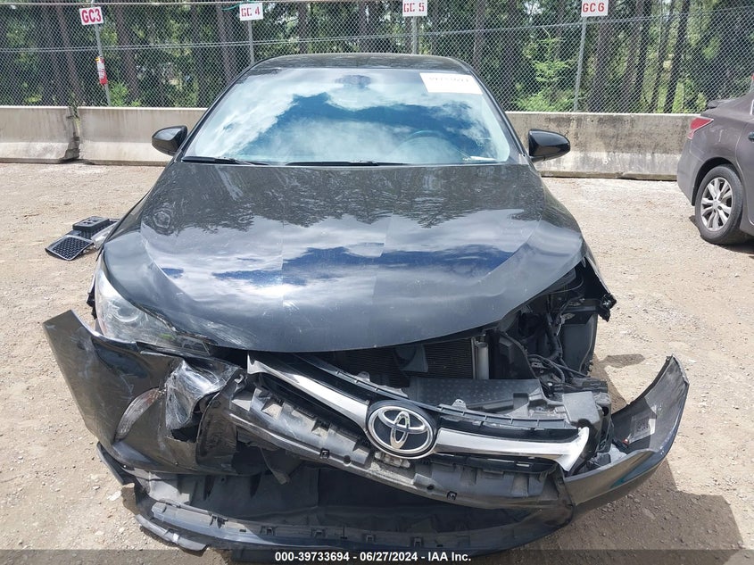 2015 Toyota Camry Se VIN: 4T1BF1FKXFU488084 Lot: 39733694