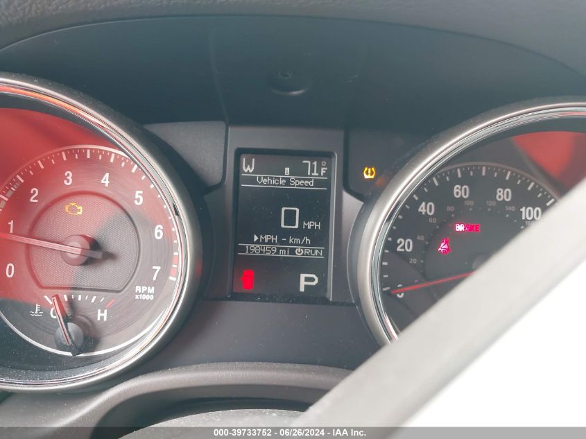 2011 Jeep Grand Cherokee Laredo VIN: 1J4RR4GG6BC508010 Lot: 39733752