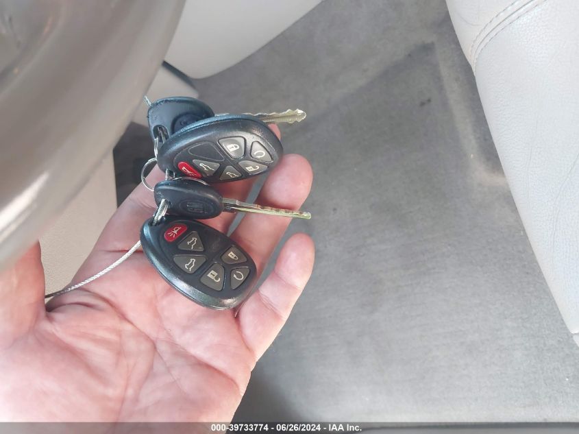 2012 Chevrolet Suburban 1500 Lt VIN: 1GNSKJE72CR168521 Lot: 39733774