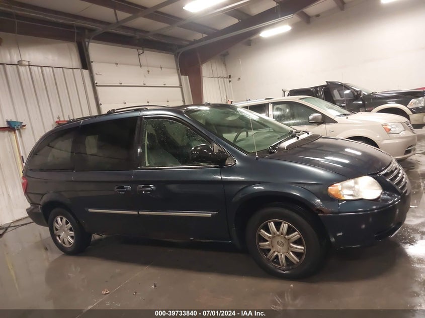 2007 Chrysler Town & Country Touring VIN: 2A4GP54L77R273796 Lot: 39733840