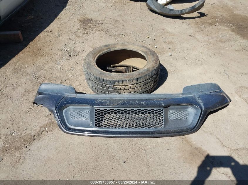 2019 Jeep Grand Cherokee Altitude 4X4 VIN: 1C4RJFAG6KC588264 Lot: 39733957