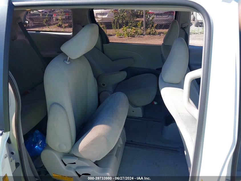 2014 Toyota Sienna L V6 7 Passenger VIN: 5TDZK3DC5ES490527 Lot: 39733980