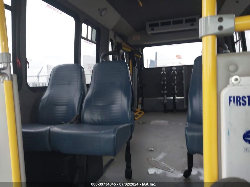 2018 Ford E-450 Cutaway VIN: 1FDFE4FS4JDC33185 Lot: 39734045