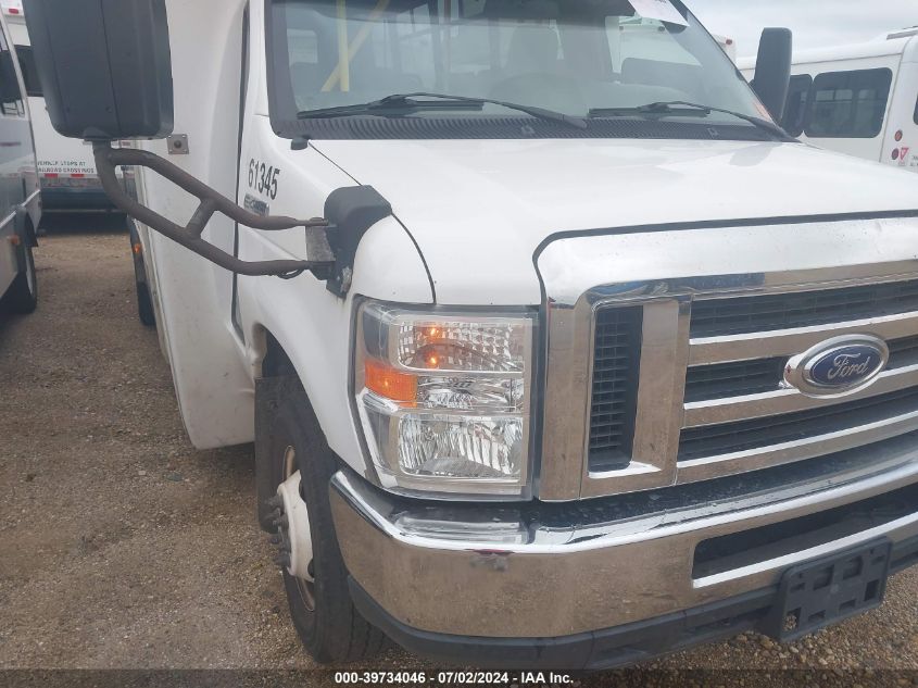 2017 Ford Econoline E450 Super Duty Cutwy Van VIN: 1FDFE4FS8HDC37816 Lot: 39734046