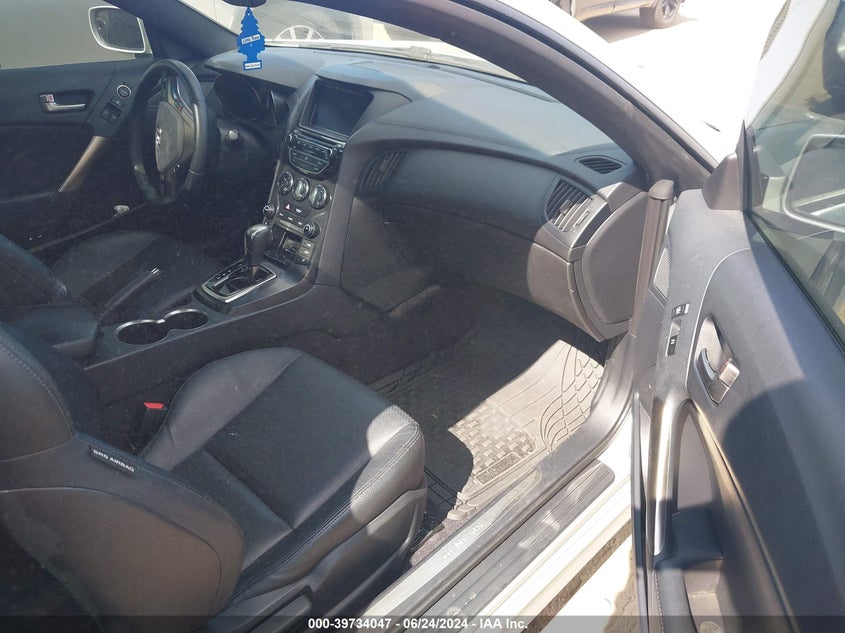 2016 Hyundai Genesis 3.8 Ultimate VIN: KMHHU6KJ0GU136837 Lot: 39734047