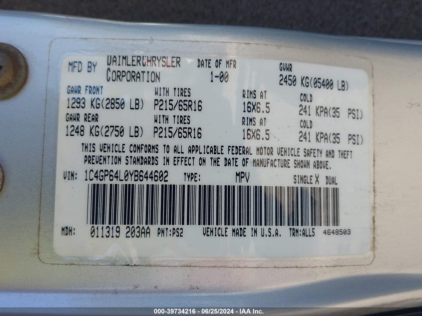 2000 Chrysler Town & Country Limited VIN: 1C4GP64L0YB644602 Lot: 39734216