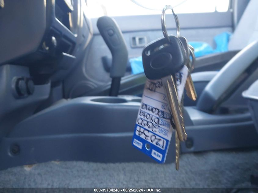 2000 Toyota Tacoma Xtracab Prerunner VIN: 5TESN92N8YZ709486 Lot: 39734248