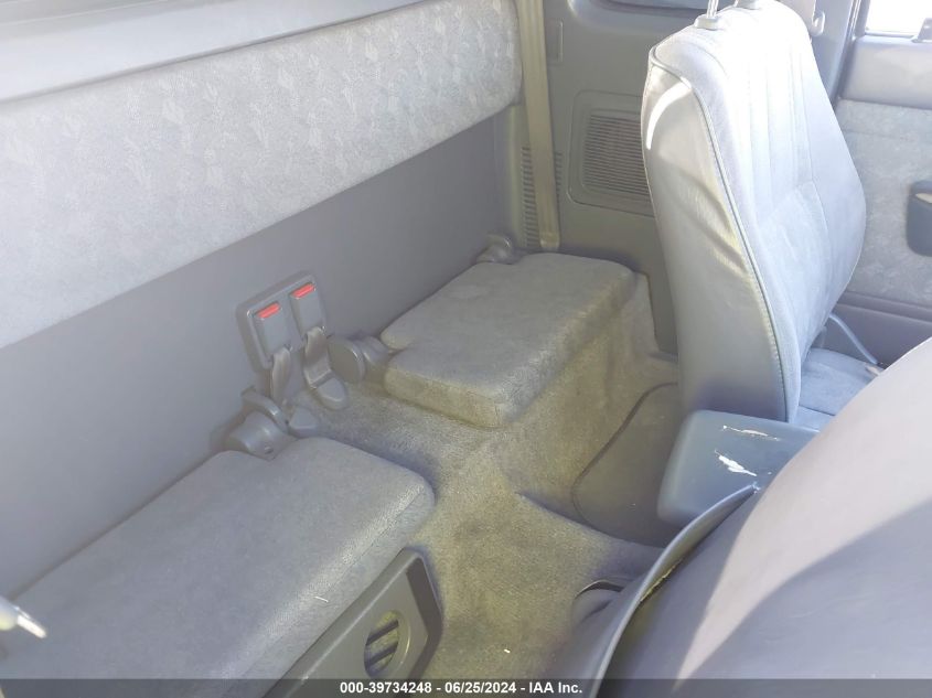 2000 Toyota Tacoma Xtracab Prerunner VIN: 5TESN92N8YZ709486 Lot: 39734248