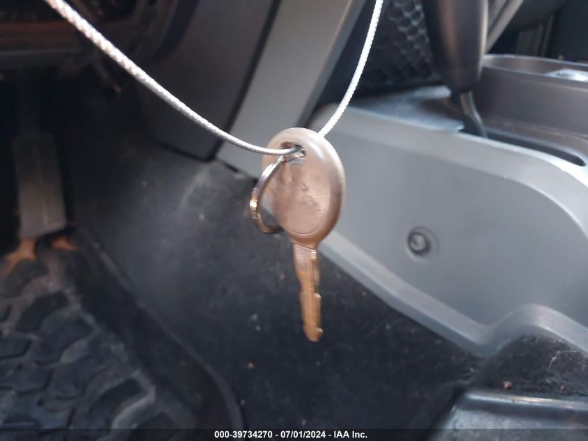 2008 Jeep Wrangler X VIN: 1J4FA24198L572792 Lot: 39734270