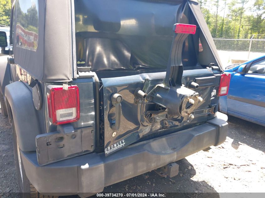 2008 Jeep Wrangler X VIN: 1J4FA24198L572792 Lot: 39734270