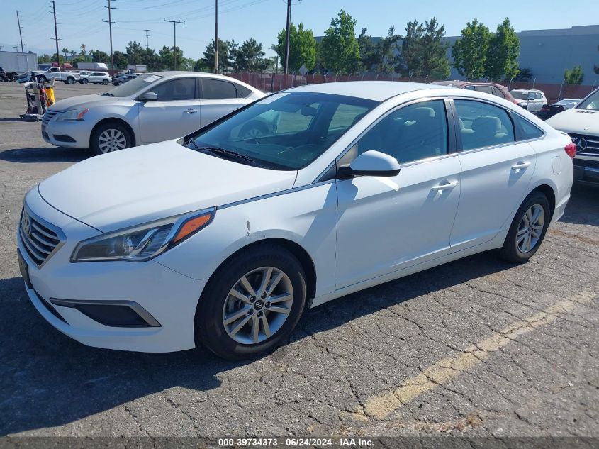 5NPE24AF8HH543136 2017 HYUNDAI SONATA - Image 2