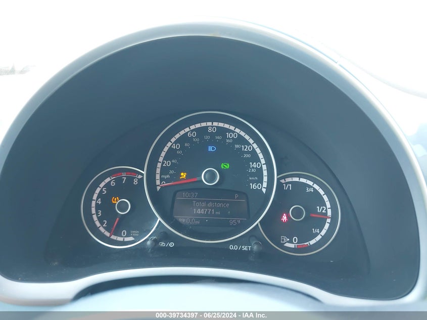 2014 VOLKSWAGEN BEETLE 1.8T - 3VWJ07AT0EM664841