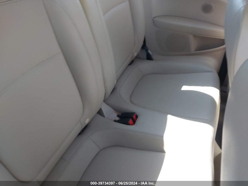 2014 VOLKSWAGEN BEETLE 1.8T - 3VWJ07AT0EM664841