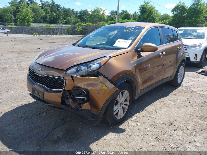 VIN KNDPMCAC2J7352647 2018 KIA SPORTAGE LX