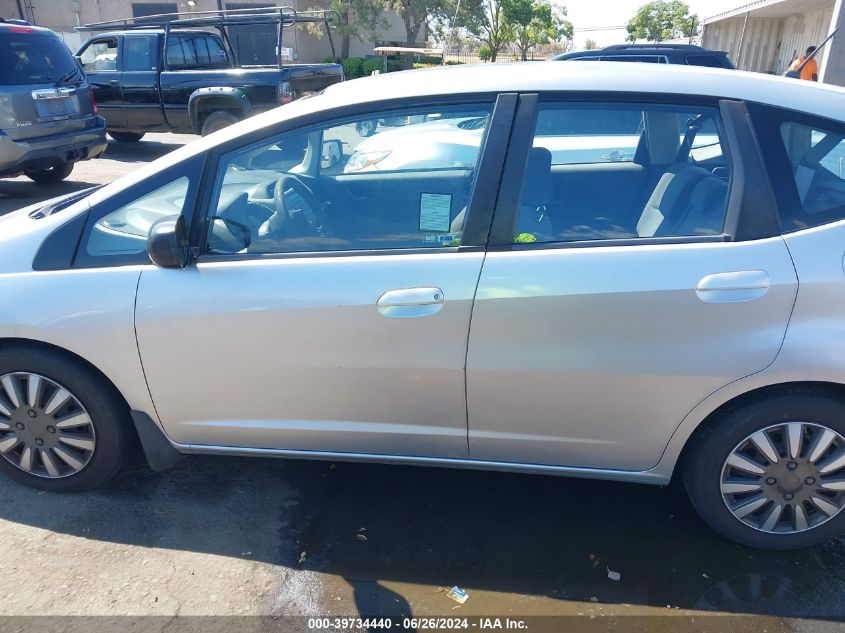 2011 Honda Fit VIN: JHMGE8H3XBS010666 Lot: 39734440