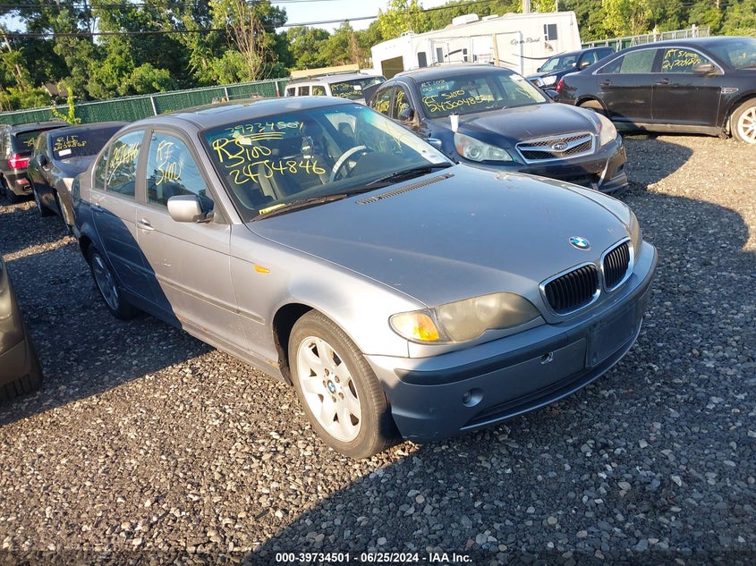 2004 BMW 325Xi VIN: WBAEU33454PR13969 Lot: 39734501