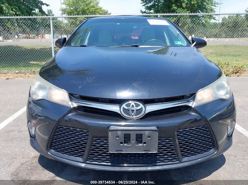 2015 Toyota Camry Le/Xle/Se/Xse VIN: 4T1BF1FK6FU111123 Lot: 39734534