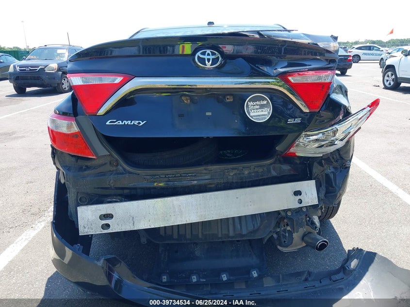 2015 Toyota Camry Le/Xle/Se/Xse VIN: 4T1BF1FK6FU111123 Lot: 39734534