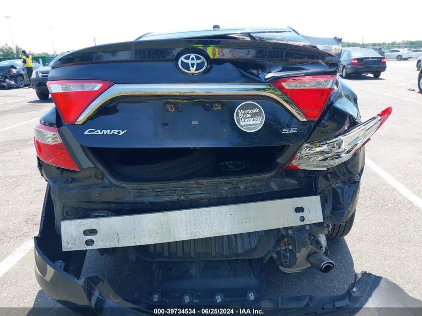 2015 Toyota Camry Le/Xle/Se/Xse VIN: 4T1BF1FK6FU111123 Lot: 39734534