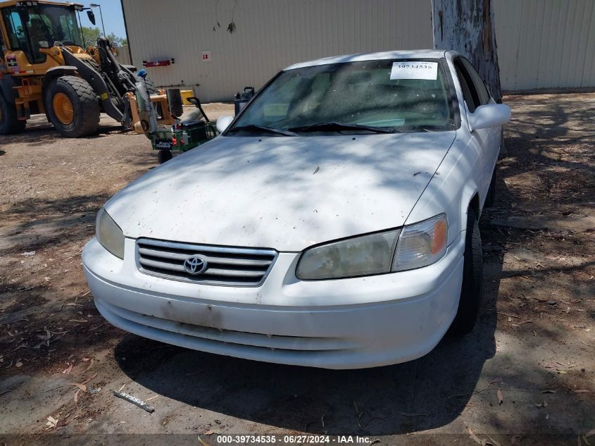 2000 Toyota Camry Le VIN: JT2BN22K5Y0001024 Lot: 39734535