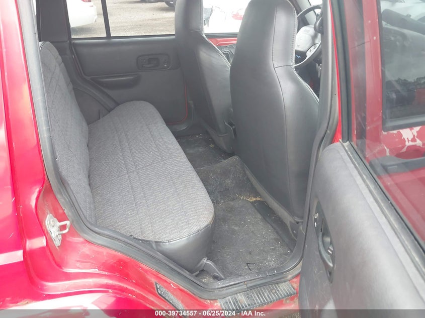 2001 Jeep Cherokee Sport VIN: 1J4FF48S51L595704 Lot: 39734557