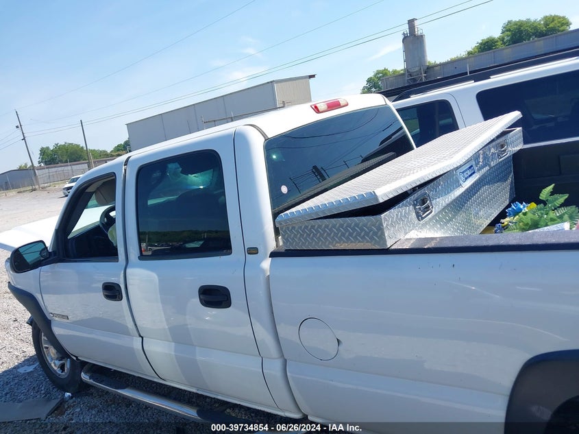 2003 Chevrolet Silverado 2500Hd VIN: 1GCHC23U33F187787 Lot: 39734854