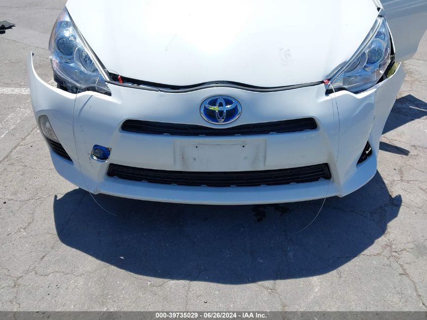 2014 Toyota Prius C Four VIN: JTDKDTB31E1072588 Lot: 39735029