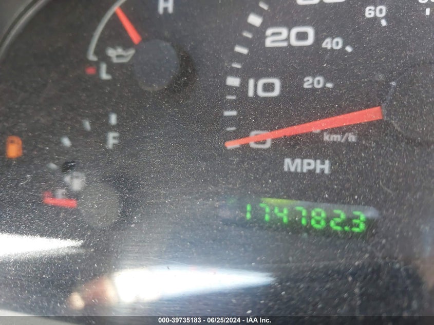 2004 Ford F-250 Lariat/Xl/Xlt VIN: 1FTNW21SX4EA12830 Lot: 39735183