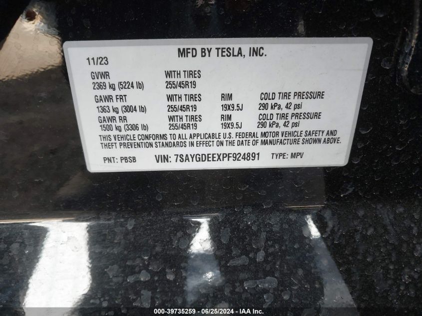 2023 Tesla Model Y Awd/Long Range Dual Motor All-Wheel Drive VIN: 7SAYGDEEXPF924891 Lot: 39735259