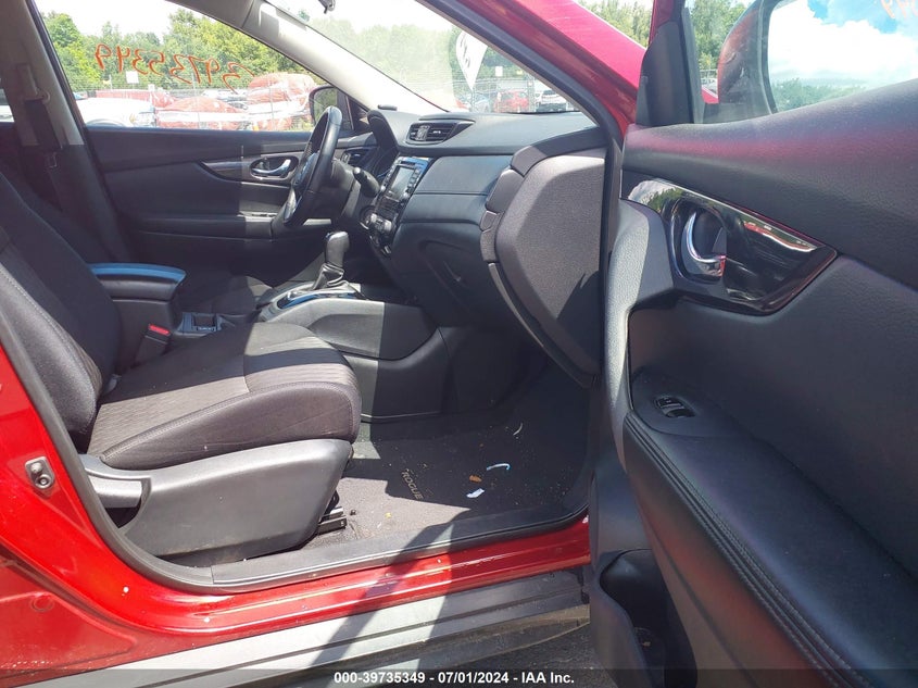 VIN 5N1AT2MV9JC795669 2018 NISSAN ROGUE SV