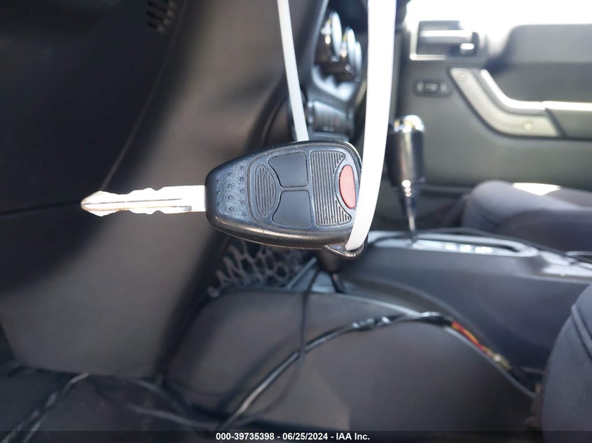 2013 JEEP WRANGLER UNLIMITED SPORT - 1C4BJWDG8DL551202