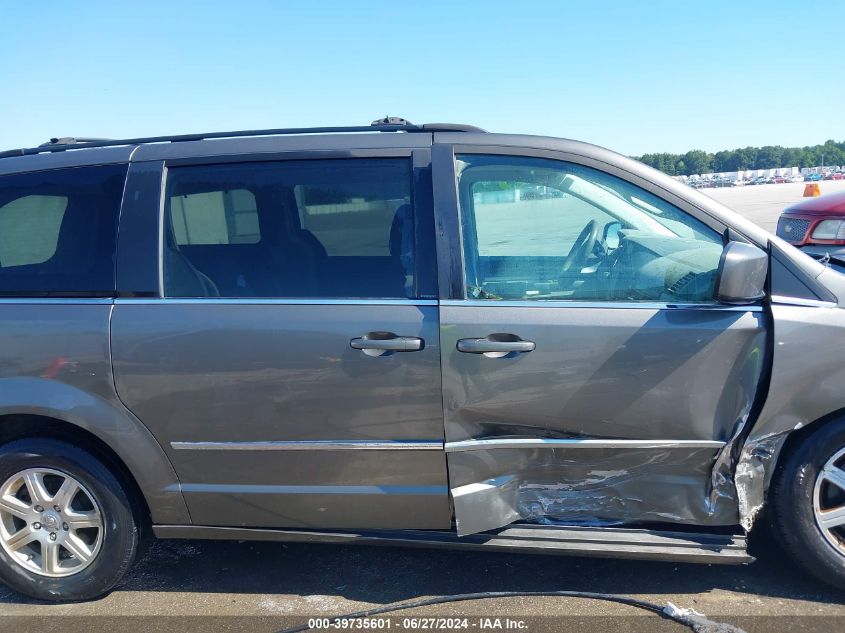 2A4RR5D13AR254106 2010 Chrysler Town & Country Touring