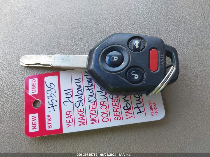 2011 Subaru Outback 2.5I Limited VIN: 4S4BRBKC4B3418737 Lot: 39735752