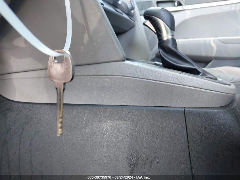 2019 Hyundai Elantra Se VIN: 5NPD74LF4KH431368 Lot: 39735970