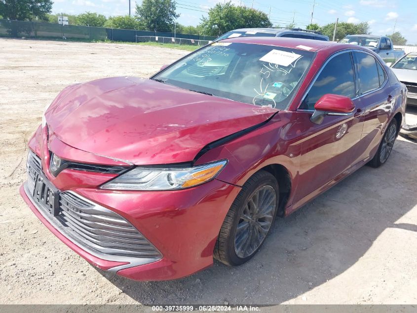 4T1B11HKXJU592613 2018 TOYOTA CAMRY - Image 2