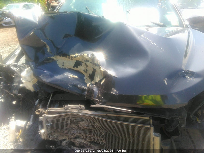 2017 Hyundai Santa Fe Se VIN: KM8SM4HFXHU166815 Lot: 39736072