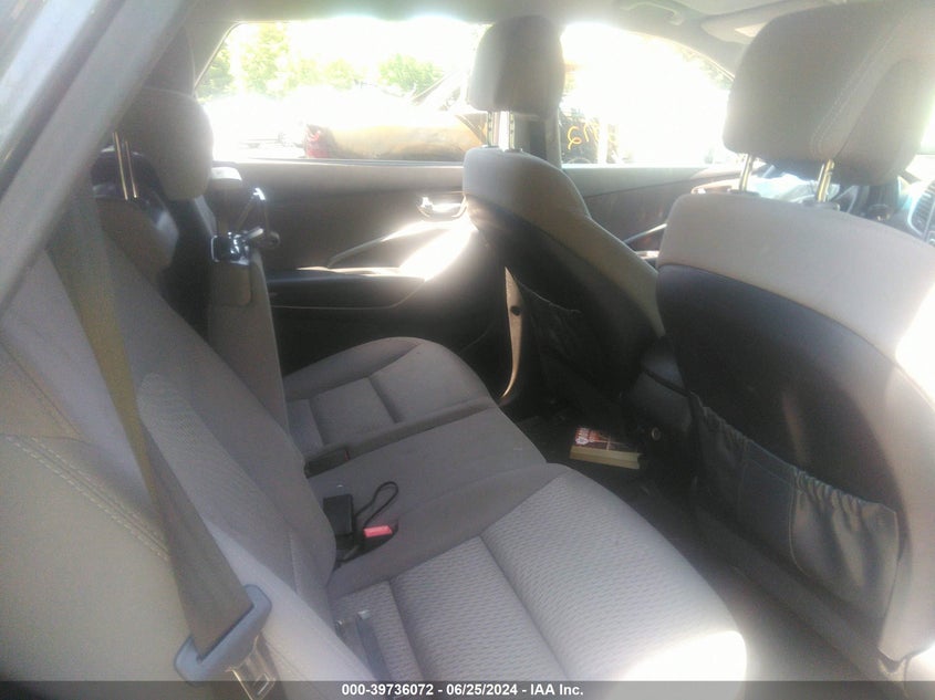 2017 Hyundai Santa Fe Se VIN: KM8SM4HFXHU166815 Lot: 39736072