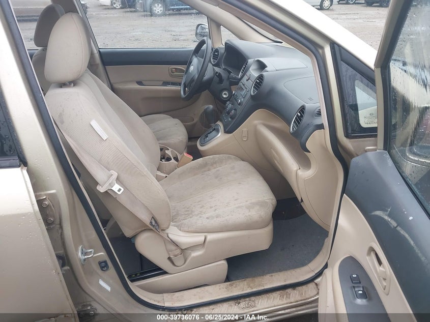 2007 Kia Rondo Lx V6 VIN: KNAFG526477113999 Lot: 39736076