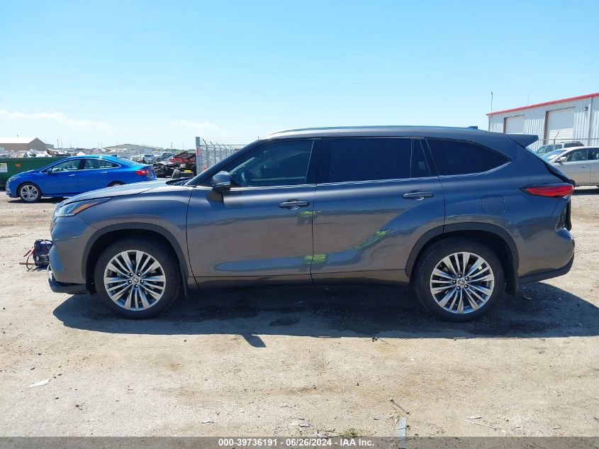 2022 Toyota Highlander Platinum VIN: 5TDFZRBH0NS189289 Lot: 39736191