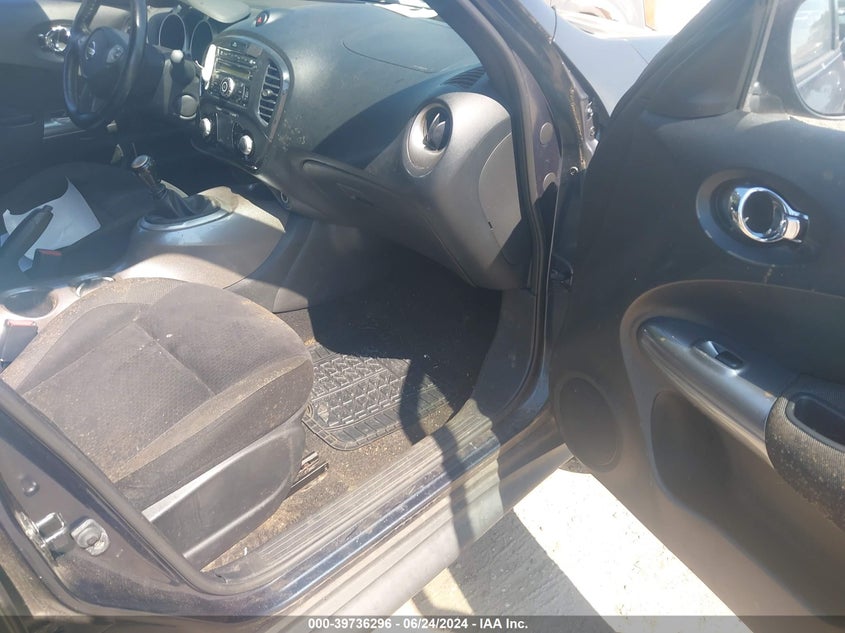 2011 Nissan Juke Sv VIN: JN8AF5MR3BT005790 Lot: 39736296