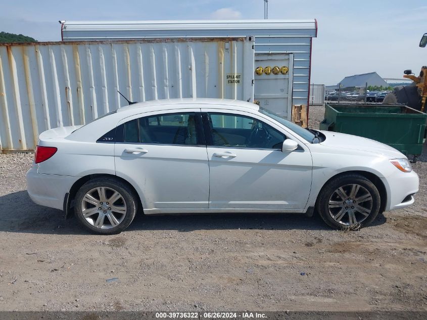 2011 Chrysler 200 Touring VIN: 1C3BC1FB4BN612162 Lot: 39736322