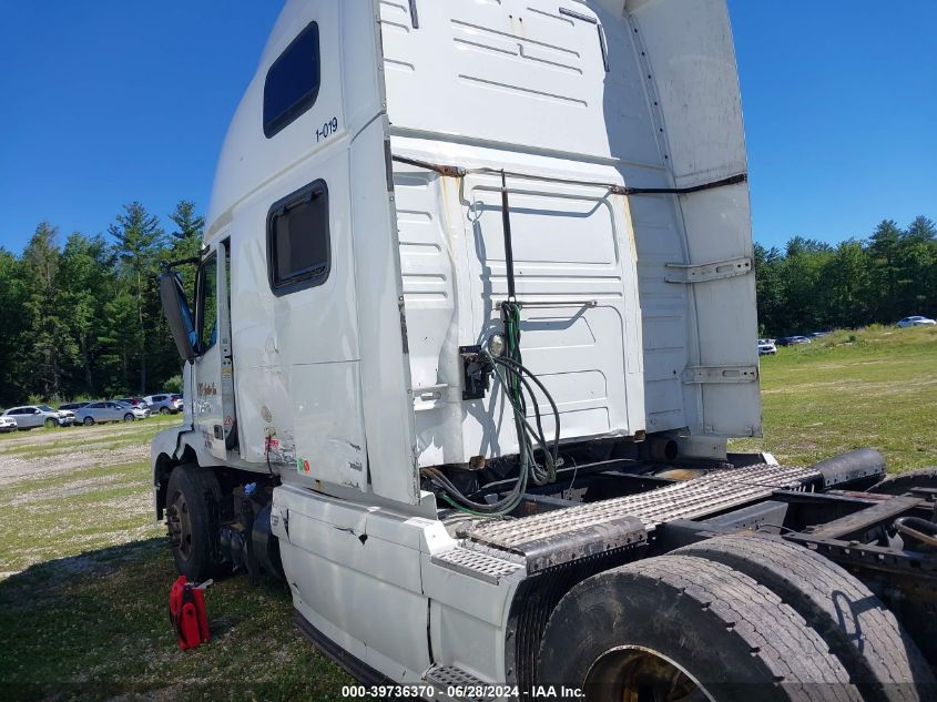 4V4NC9EHOFN908393 2015 Volvo Vnl