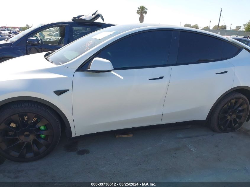 2021 Tesla Model Y Long Range Dual Motor All-Wheel Drive VIN: 5YJYGDEEXMF233059 Lot: 39736512