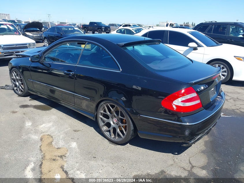 2005 Mercedes-Benz Clk 55 Amg 55 Amg VIN: WDBTJ76H85F153664 Lot: 39736523